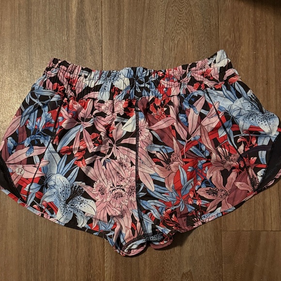Lululemon shorts - Picture 2 of 3
